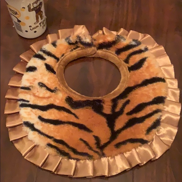 LSU bib and sippy cup - Picture 2 of 3